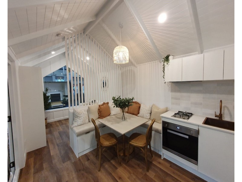 5 Dan Street, Clontarf QLD 4019