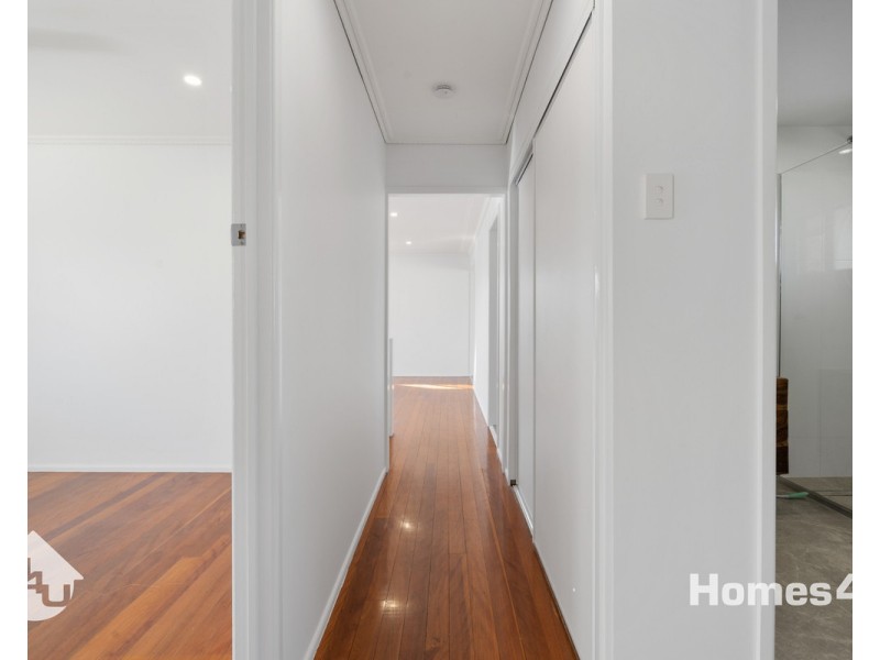 9 Waratah Drive, Clontarf QLD 4019