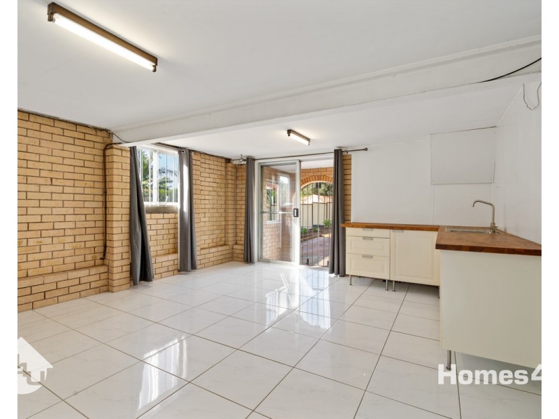 9 Waratah Drive, Clontarf QLD 4019