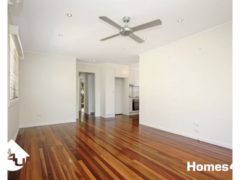 51 Pikett Street, Clontarf QLD 4019
