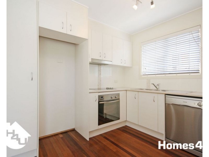 51 Pikett Street, Clontarf QLD 4019