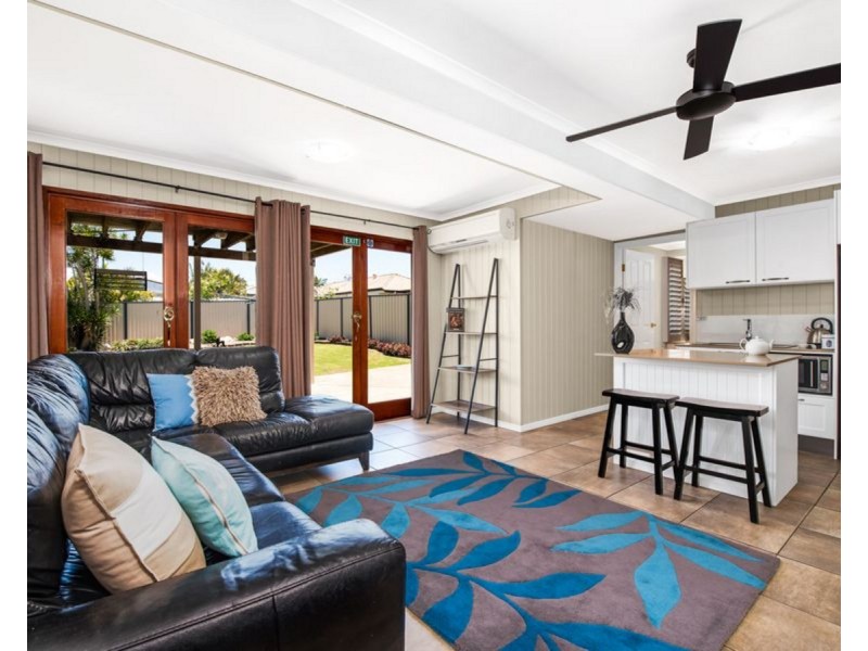 37 Victoria Avenue, Woody Point QLD 4019