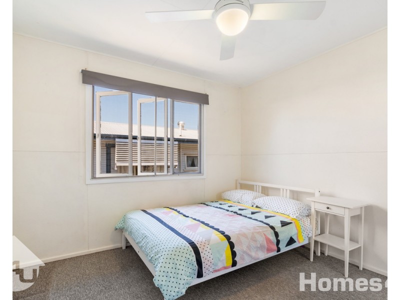 2/32 Ewan Street, Margate QLD 4019