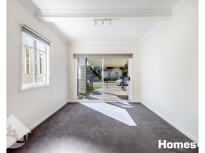 23 Louis Street, Redcliffe QLD 4020