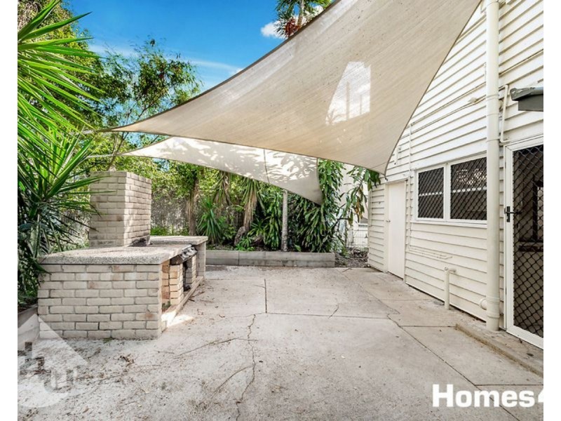 23 Louis Street, Redcliffe QLD 4020