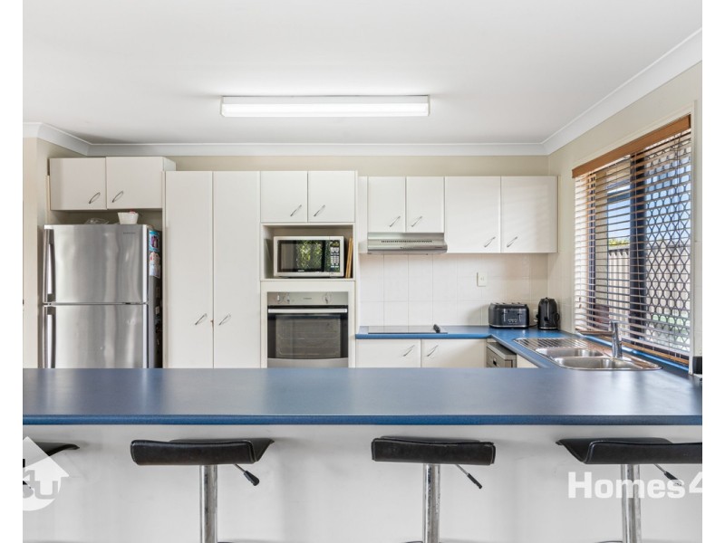 10 Bernays Court, Rothwell QLD 4022