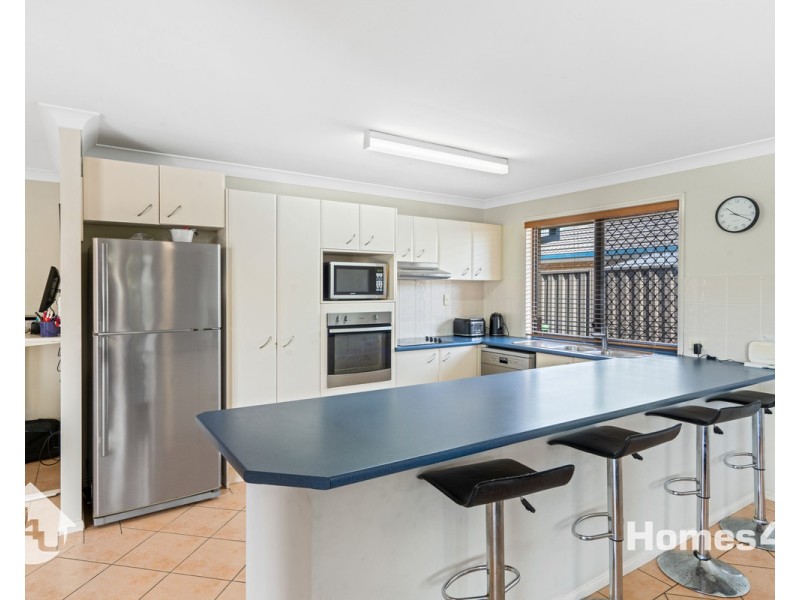 10 Bernays Court, Rothwell QLD 4022