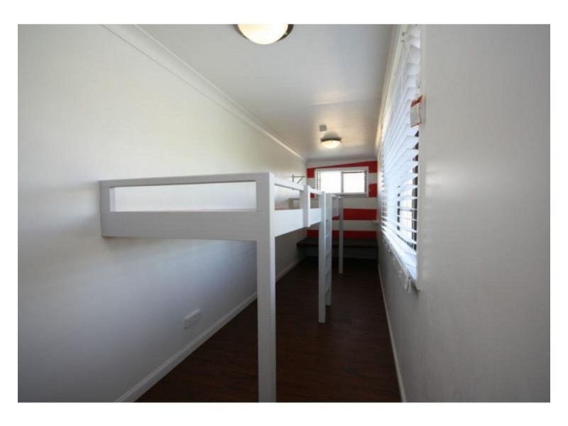 6 Wanganui Street, Kippa-ring QLD 4021