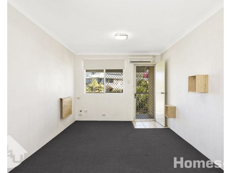 Unit 4/24 Silvyn Street, Redcliffe QLD 4020