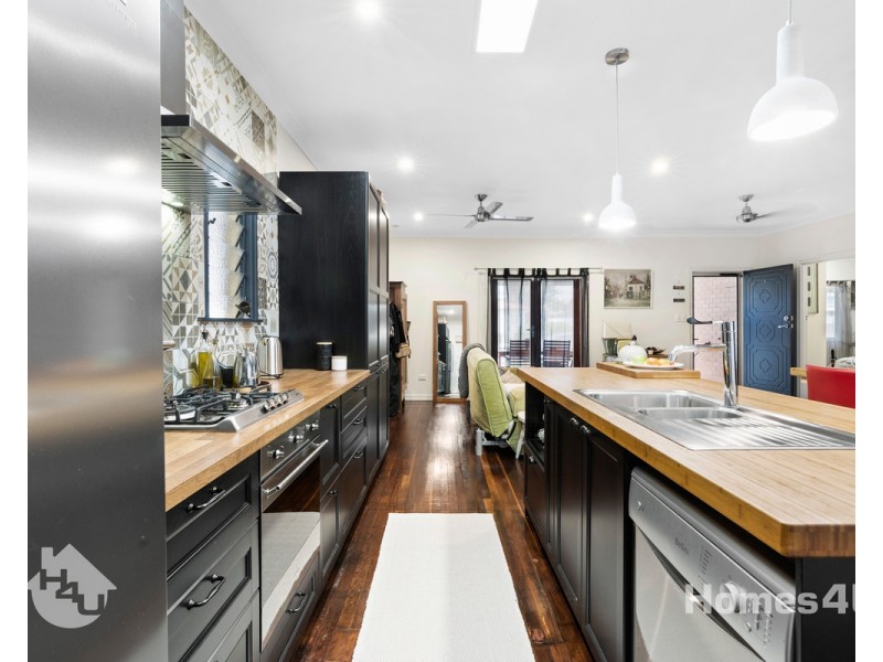 29 Enoch Street, Clontarf QLD 4019