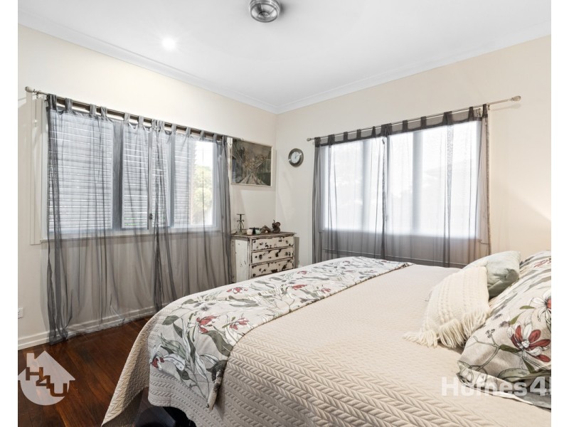 29 Enoch Street, Clontarf QLD 4019