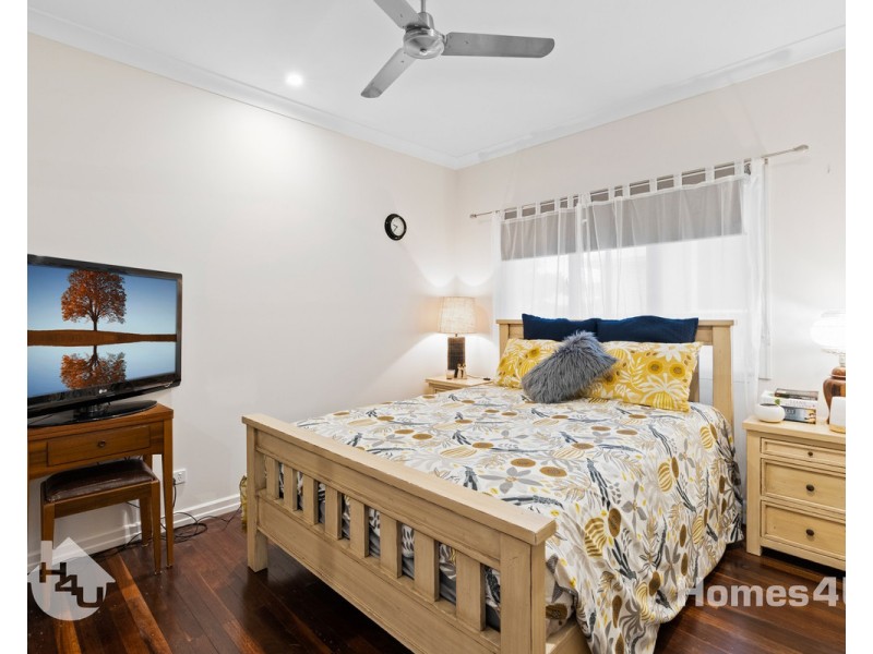 29 Enoch Street, Clontarf QLD 4019