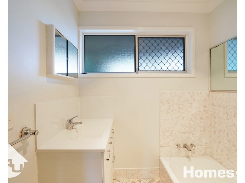 16 Gardenia Street, Clontarf QLD 4019