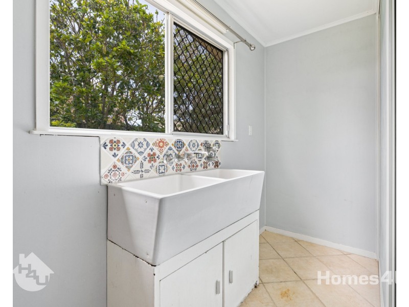 31 Hill Parade, Clontarf QLD 4019