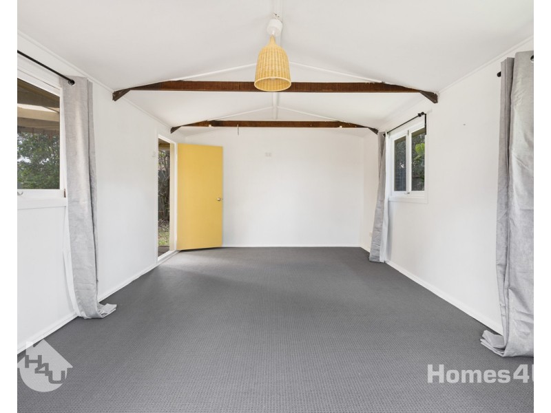 31 Hill Parade, Clontarf QLD 4019