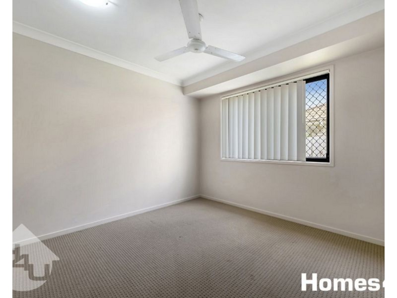 12 Dickson Crescent, North Lakes QLD 4509