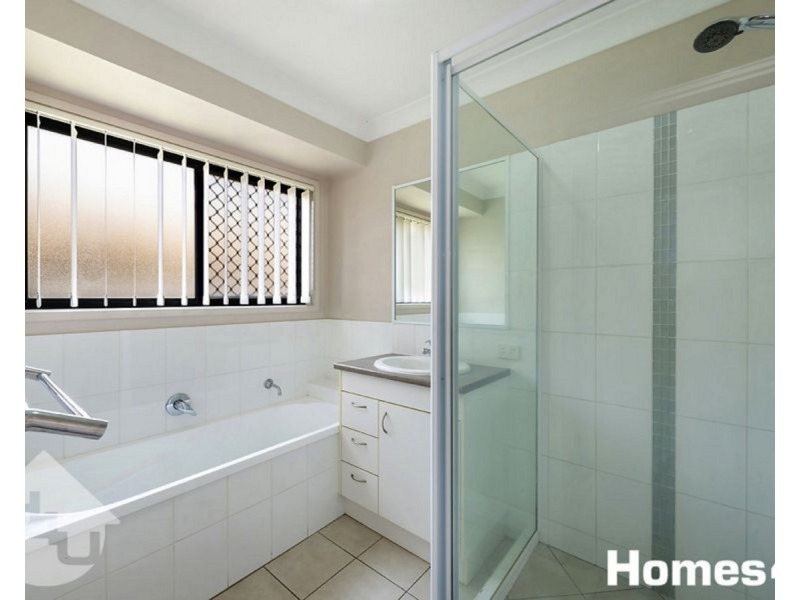 12 Dickson Crescent, North Lakes QLD 4509