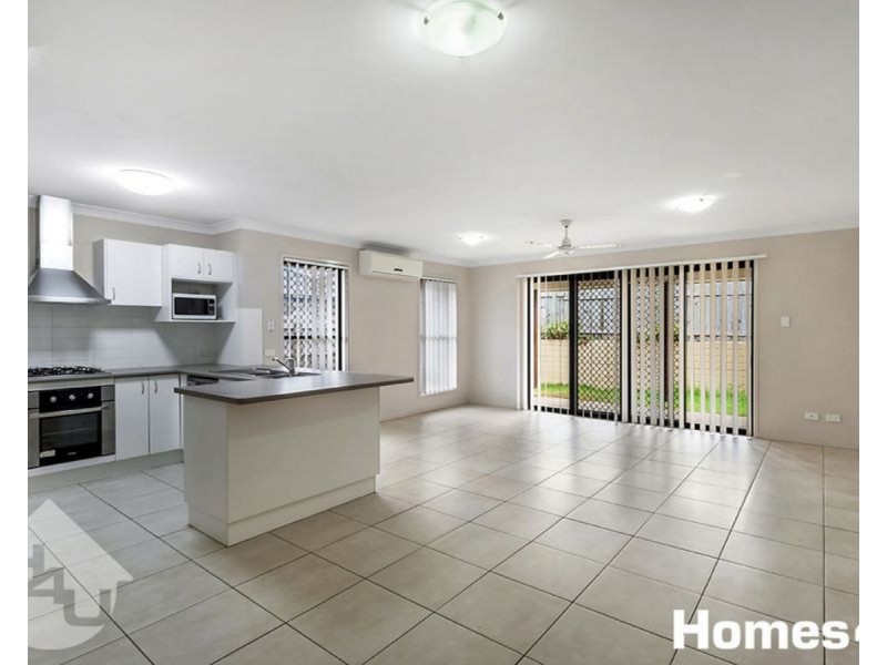 12 Dickson Crescent, North Lakes QLD 4509