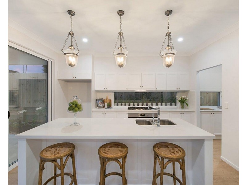 15 Blackwood Road, Margate QLD 4019