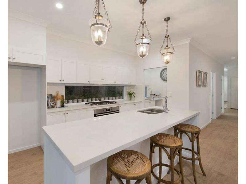 15 Blackwood Road, Margate QLD 4019