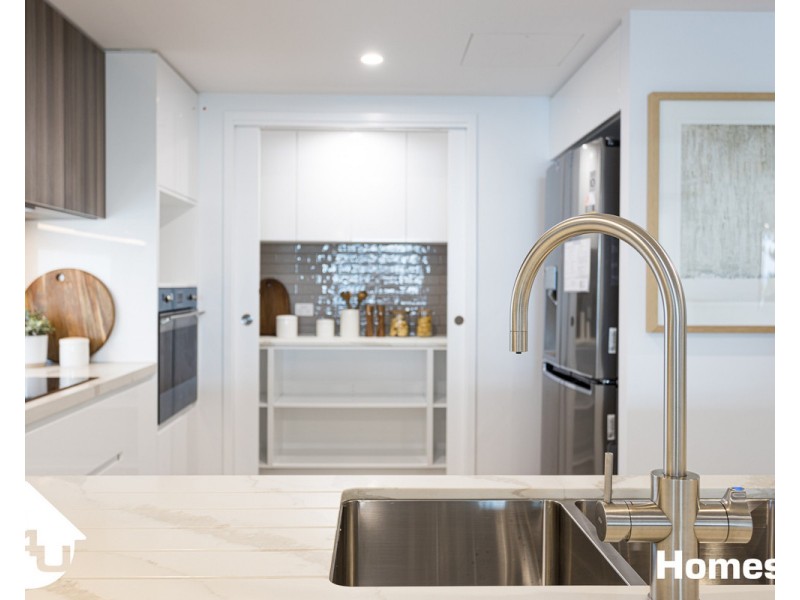 4/30-32 Prince Edward Parade, Redcliffe QLD 4020