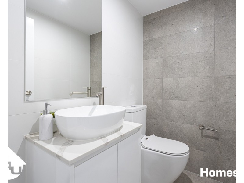 4/30-32 Prince Edward Parade, Redcliffe QLD 4020