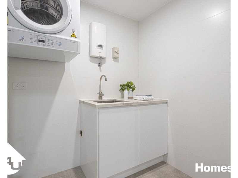 4/30-32 Prince Edward Parade, Redcliffe QLD 4020