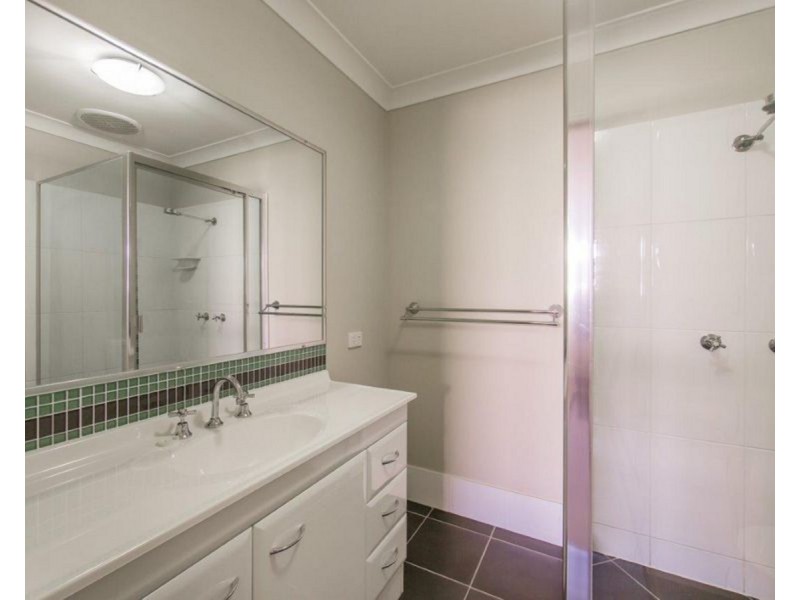 2/53 Coman Street South, Rothwell QLD 4022