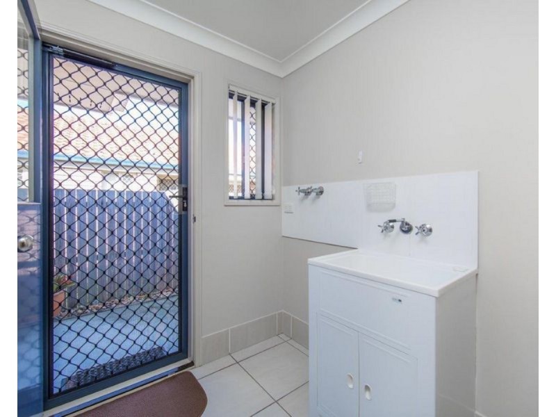 2/53 Coman Street South, Rothwell QLD 4022