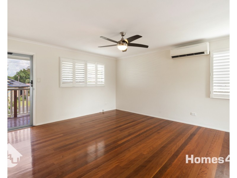 54 Benson Street, Scarborough QLD 4020