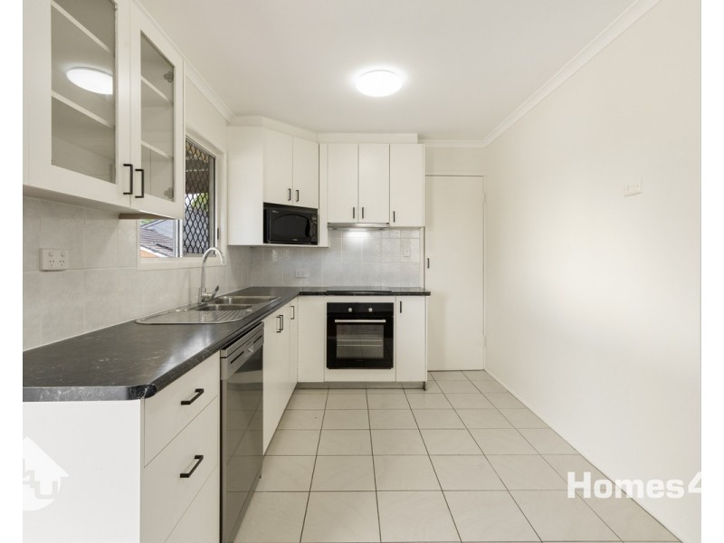 54 Benson Street, Scarborough QLD 4020
