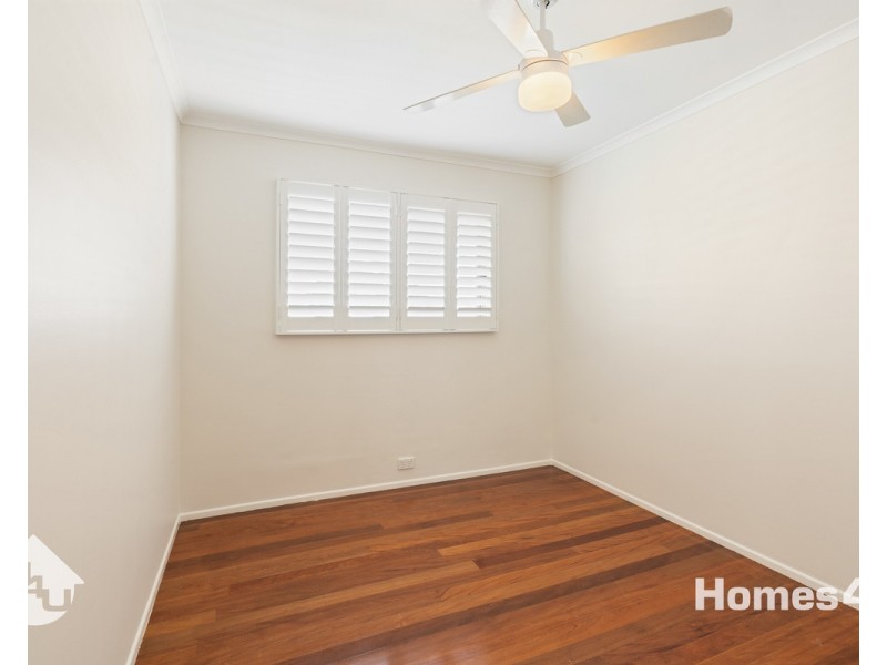 54 Benson Street, Scarborough QLD 4020