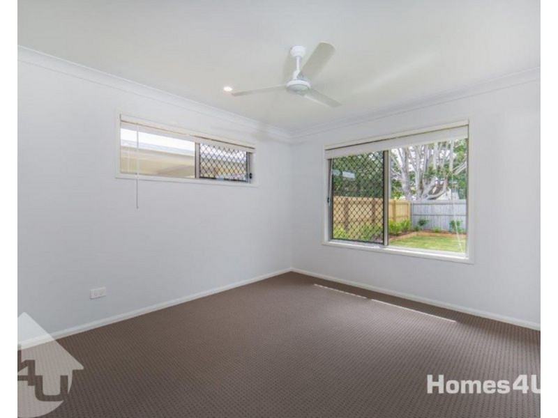 3 Samuel Street, Woody Point QLD 4019