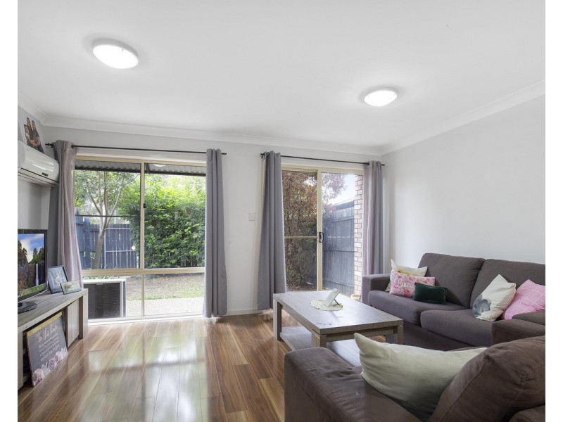 2/64 Fleet Drive, Kippa-ring QLD 4021