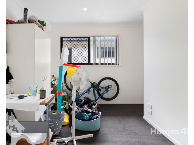 69 Braxlaw Cr, Dakabin QLD 4503