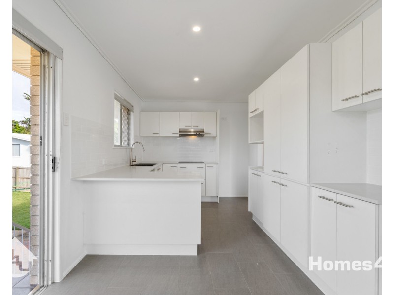 9 Waratah Drive, Clontarf QLD 4019