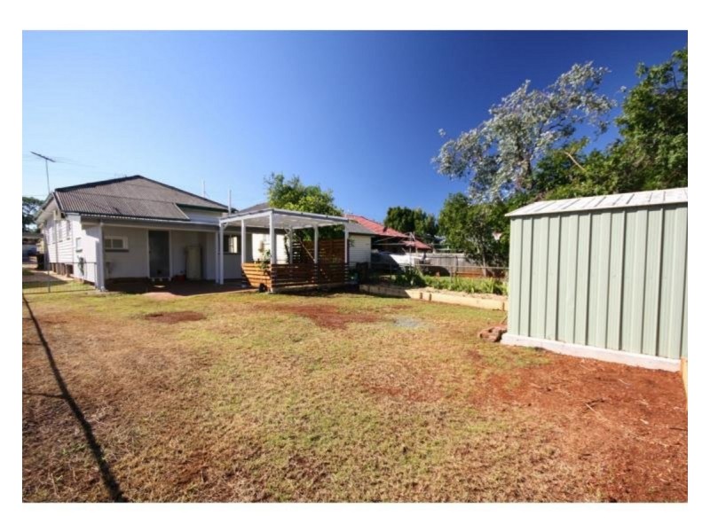 73 King Street, Woody Point QLD 4019