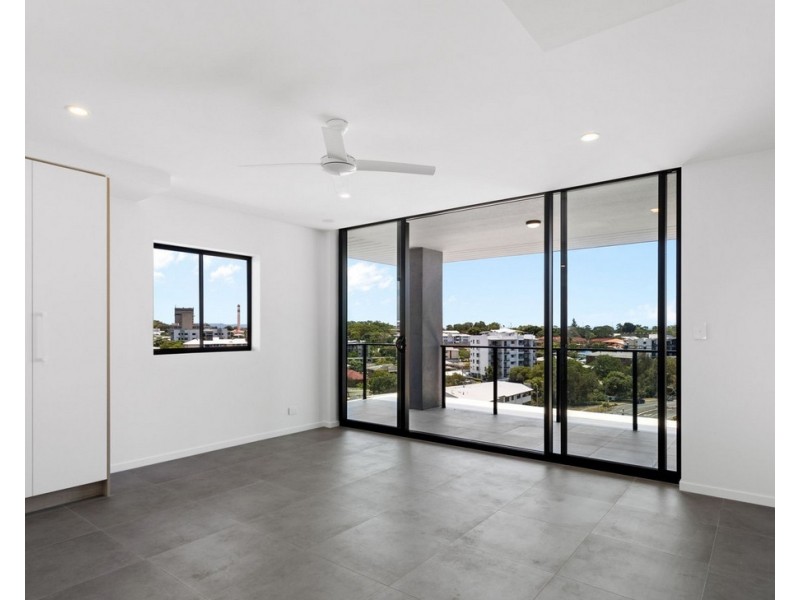502/9 Violet Street, Redcliffe QLD 4020