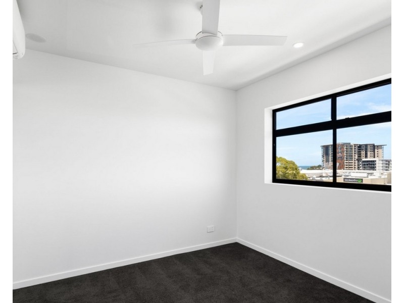 502/9 Violet Street, Redcliffe QLD 4020