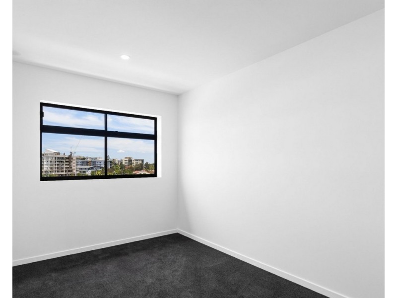502/9 Violet Street, Redcliffe QLD 4020