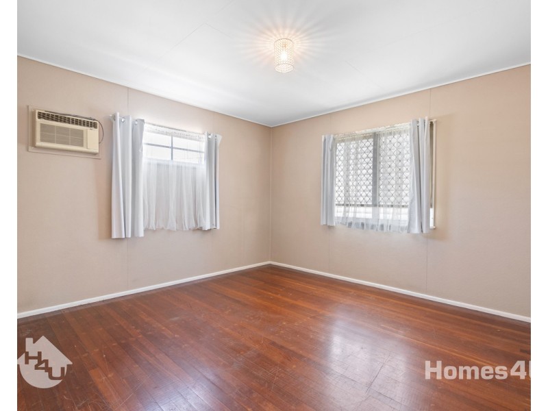 61A Griffith Road, Scarborough QLD 4020