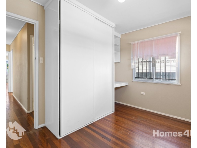 61A Griffith Road, Scarborough QLD 4020