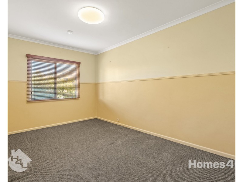 557 Oxley Avenue, Redcliffe QLD 4020