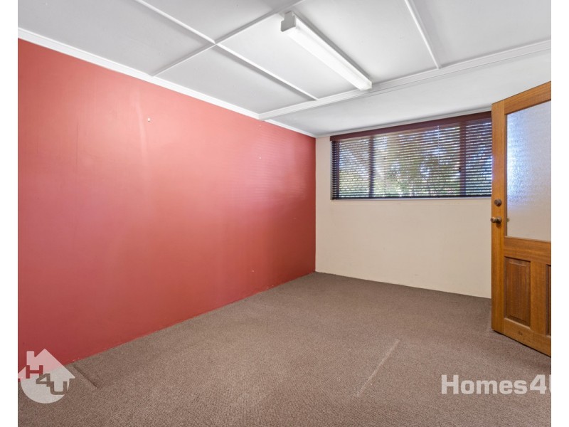 557 Oxley Avenue, Redcliffe QLD 4020