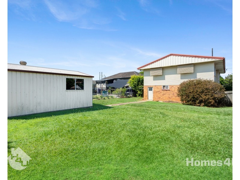557 Oxley Avenue, Redcliffe QLD 4020