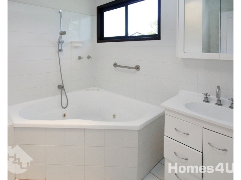 6 Wanganui Street, Kippa-ring QLD 4021