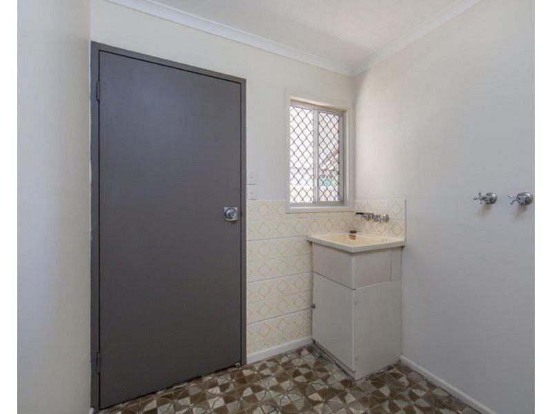 15 Paris Street, Kallangur QLD 4503