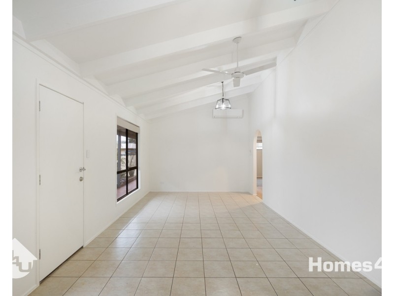 4 David Court, Kallangur QLD 4503