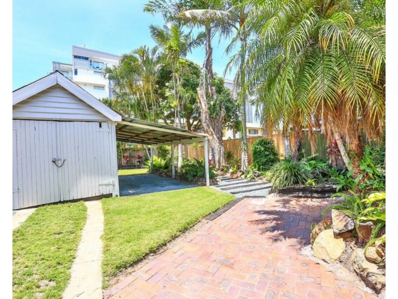 6 Louis Street, Redcliffe QLD 4020