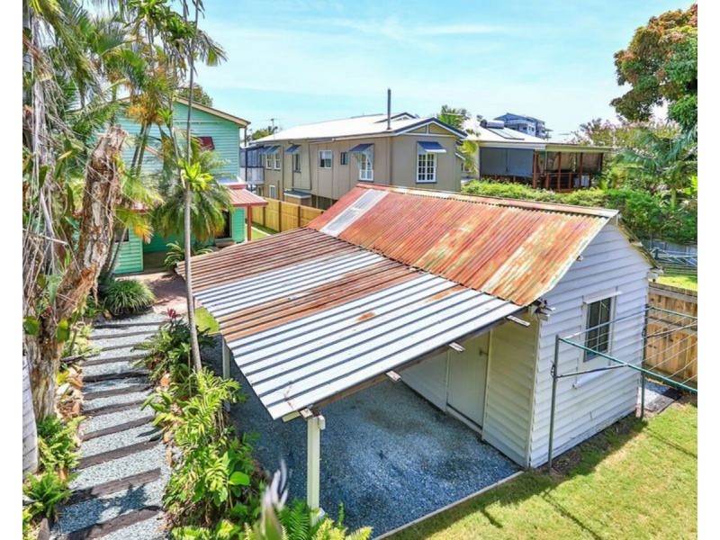 6 Louis Street, Redcliffe QLD 4020